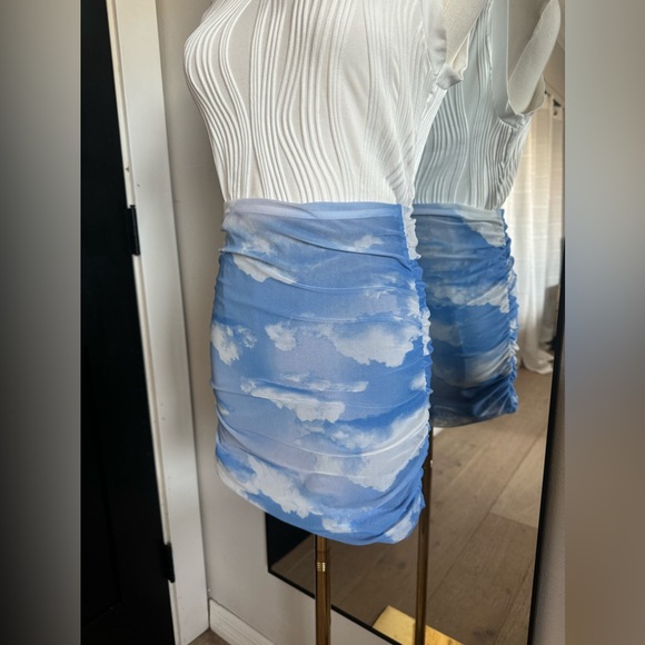 Urban Outfitters | Liza Ruched Cloud Mini Skirt | Sz S - Picture 6 of 9